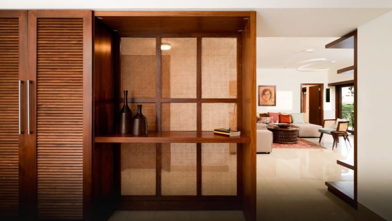 Total Environment - Learning to Fly - Learning to Fly-Apartment in Bangalore Foyer leading to living room