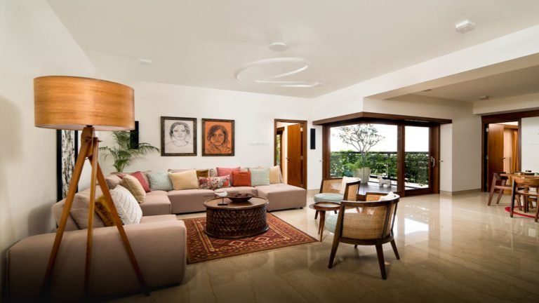 Total Environment - Learning to Fly - Learning to Fly-Apartment in Bangalore - View of living_dining from foyer