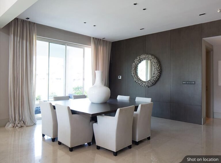 Hiranandani Crossgate Apartment in Devanahalli, Bangalore Dining Area