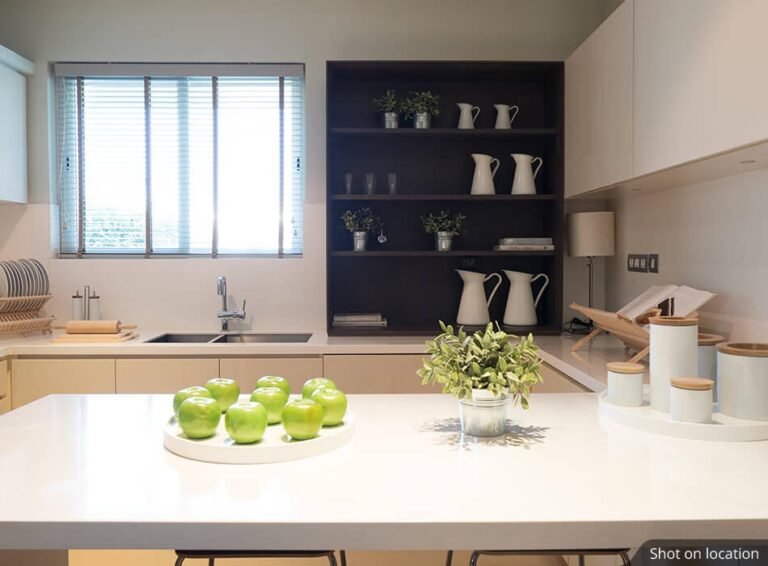 Hiranandani Crossgate Apartment in Devanahalli, Bangalore Kitchen