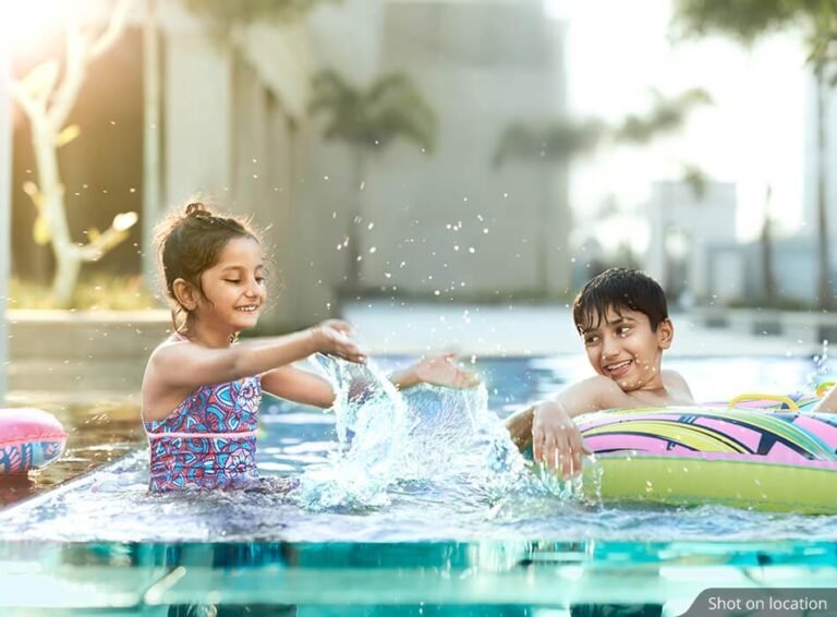Hiranandani Crossgate Apartment in Devanahalli, Bangalore Swimming Pool