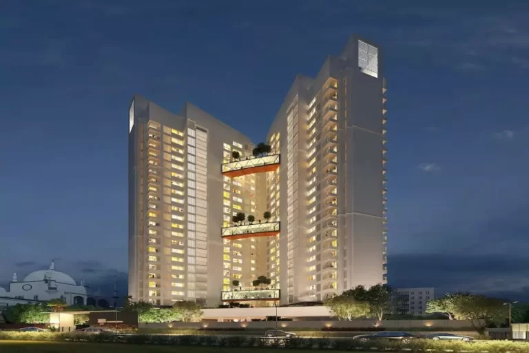 B&B Opulent Spire Apartment in Bangalore Night-View