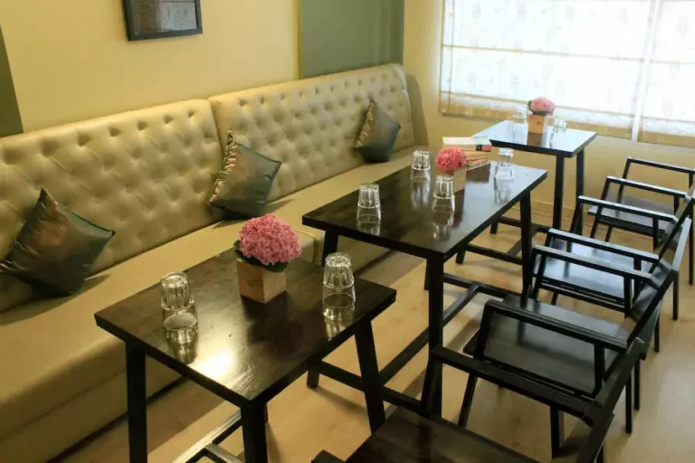 HM Tropical Tree Apartment in North Bangalore Dining-Room