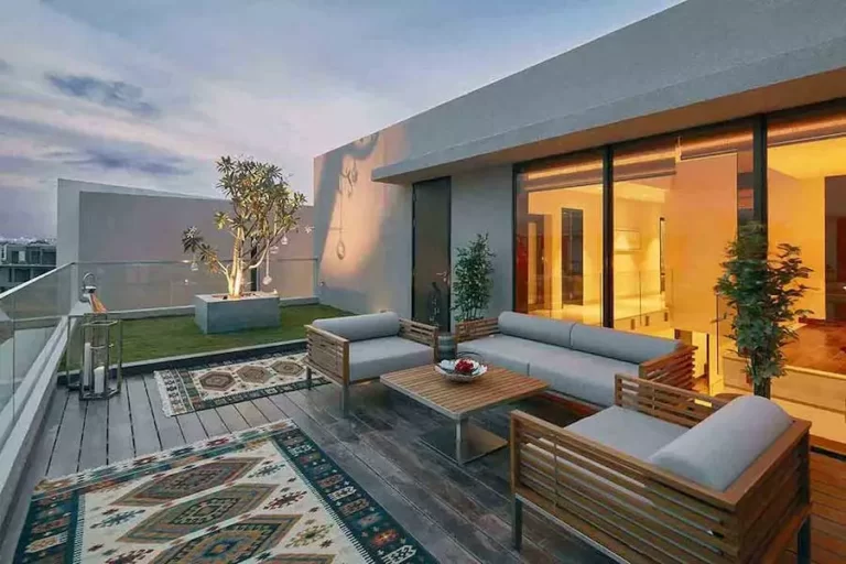 Raffles Park Villas in Bangalore Balcony