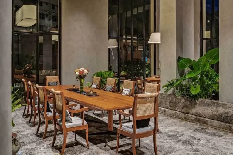 Svasa-Homes-Dining-Area