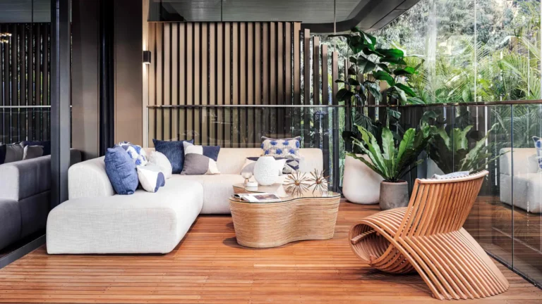 MAIA Mansions banner